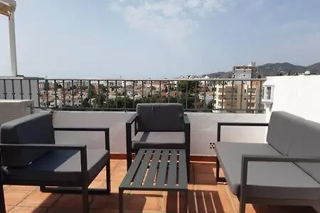 Amplio Apartamento Con Piscina Cerca De La Playa ネルハ アパート
